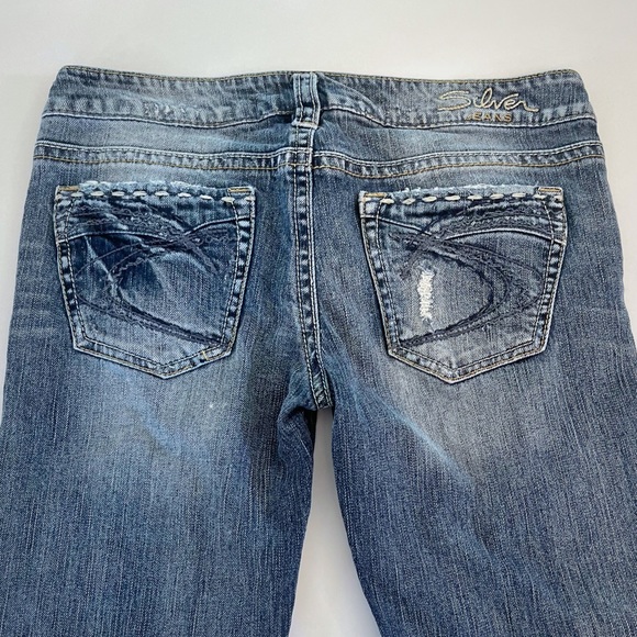 Women’s Silver Santorini Distressed Jeans - Picture 4 of 6